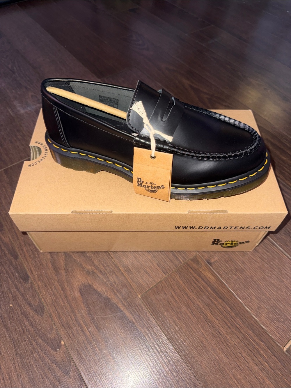 NIB Dr. Martens Penton Smooth Leather Loafers - Black (Men's 8 / Women's 9)